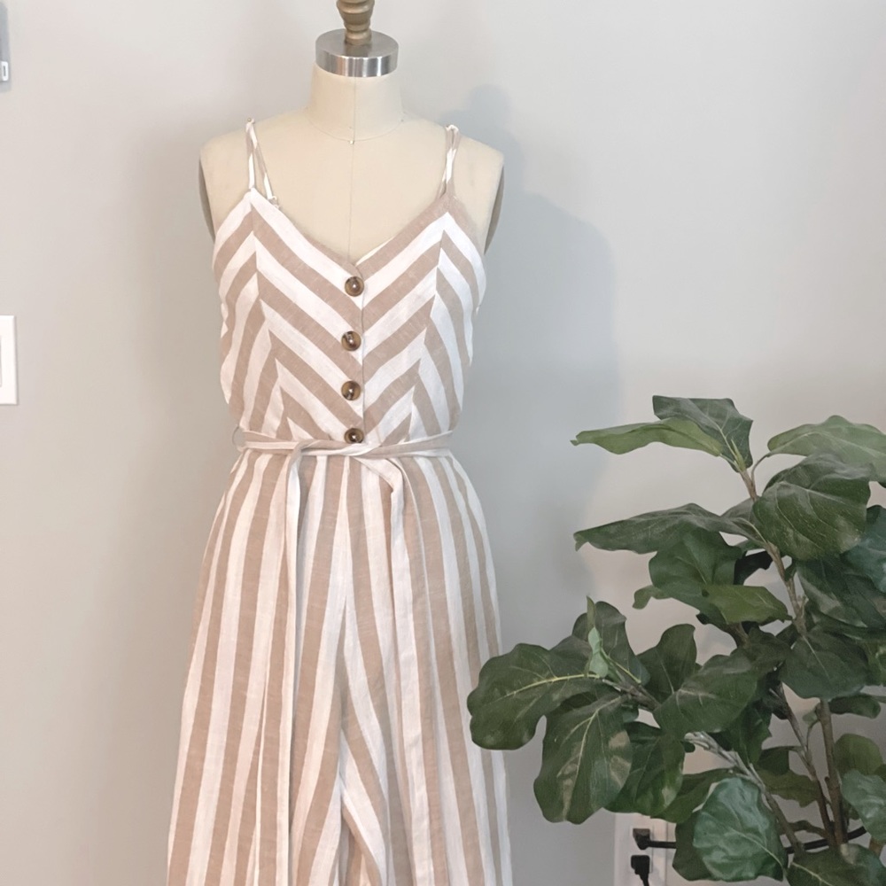 SALE‼️ Summery Stripe Jumpsuit!